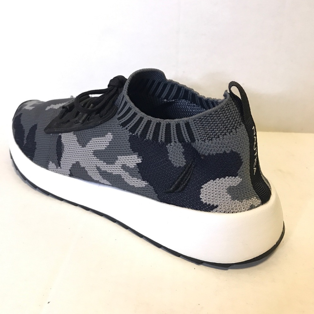 Nautica Slip On Knit Camouflage Sneakers Women Sz 9.5 Great Condition - Picture 7 of 14